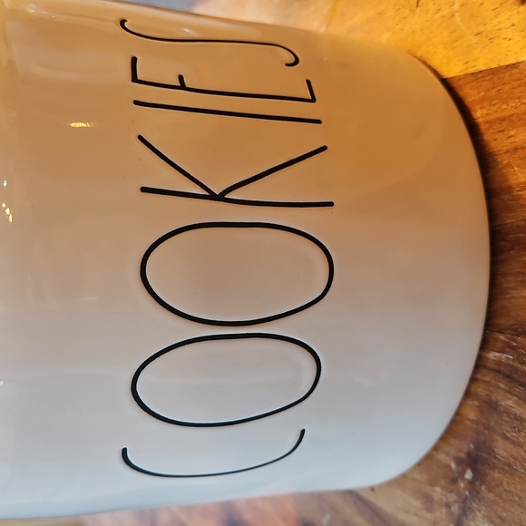 Rae Dunn COOKIES jar with lid - Picture 2 of 8